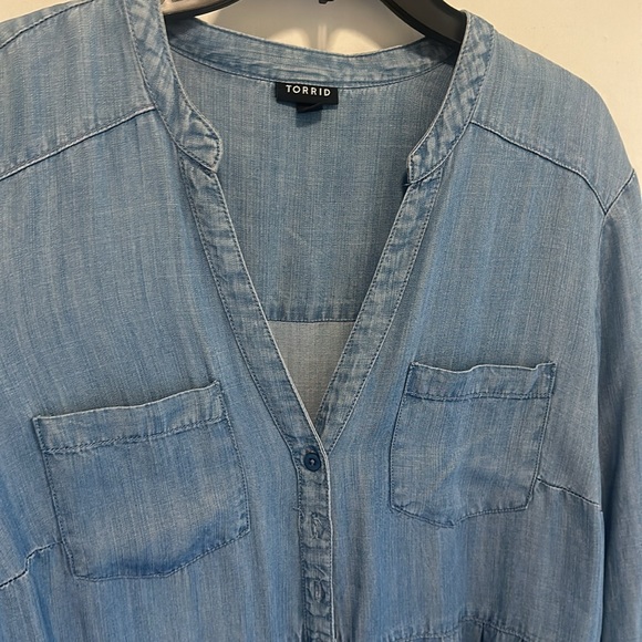 Torrid Chambray Babydoll Top - Picture 3 of 10